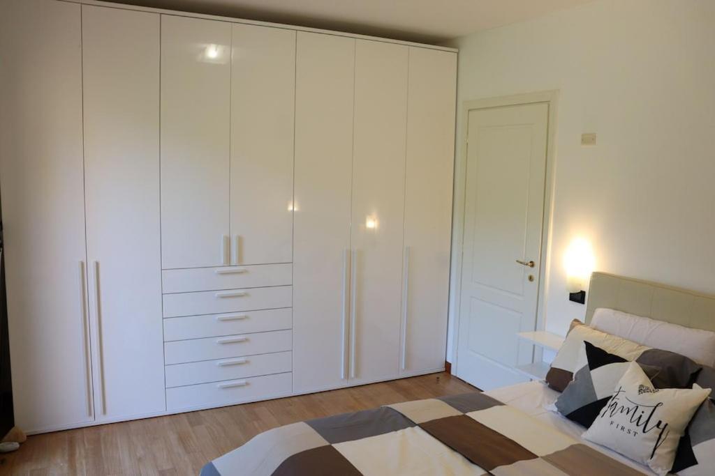 Appartement Dans Un Terrain De Golf, 5 Min De La Mer En Voiture, Parking Gratuit Cogoleto Extérieur photo